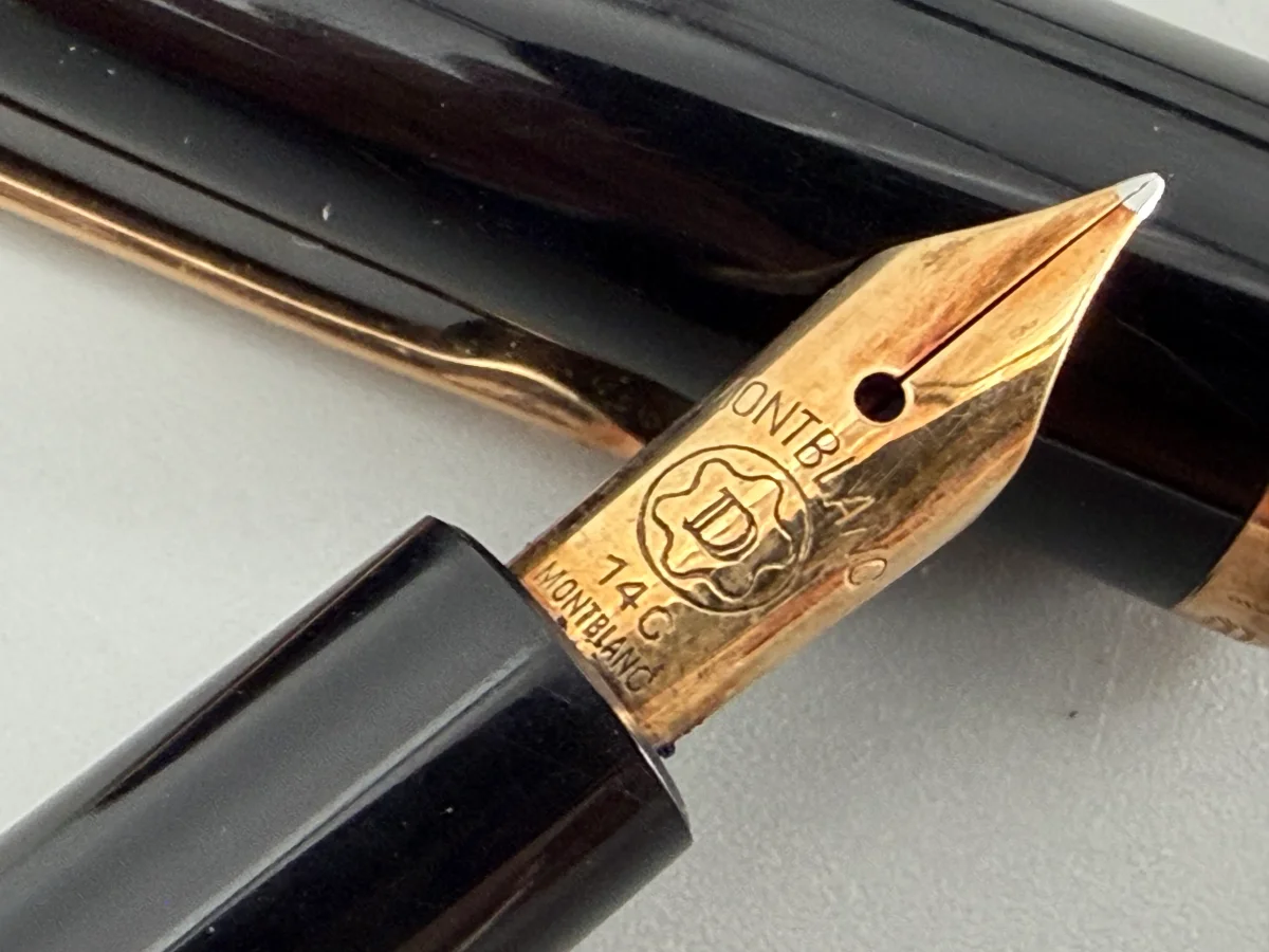 Seltener Montblanc Kolbenfüller 344-D mit 24 Karat Goldfeder und seltener blauer Logo-Kappe, Deutschland 1958 – Bild 7