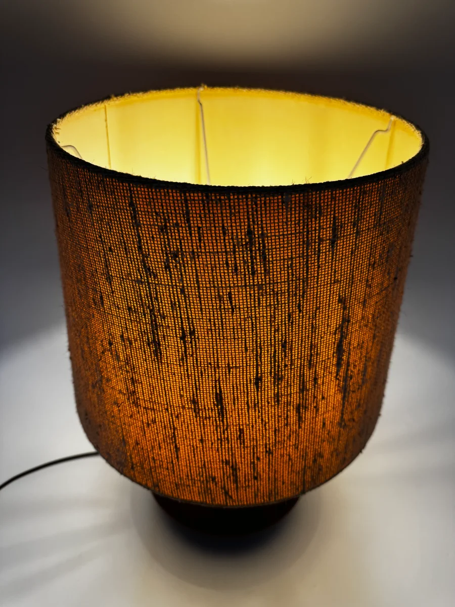 Skulpturale Dänische Lampe aus Holz – Bild 6