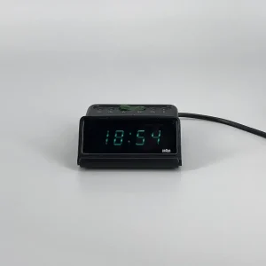 #2 Digitale Tischuhr von Dietrich Lubs für BRAUN, Deutschland, 1983
