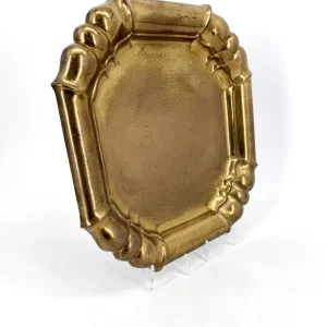 Massive Messingschale. Achteckig, mit wulstigem Ornament