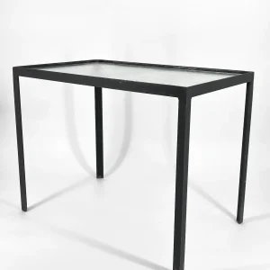 Beistelltisch aus Metall und strukturiertem Glas im Industriedesign
