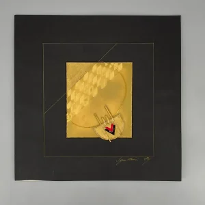 Signierte Konstruktivistische Kartoncollage in Gold mit einem Kupferdraht, 1984